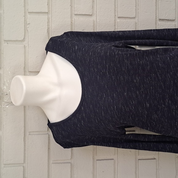 Threads 4 Thoughts Navy Blue/Black Cut Out Back Sweater Top. Size Small NWT - Picture 2 of 9